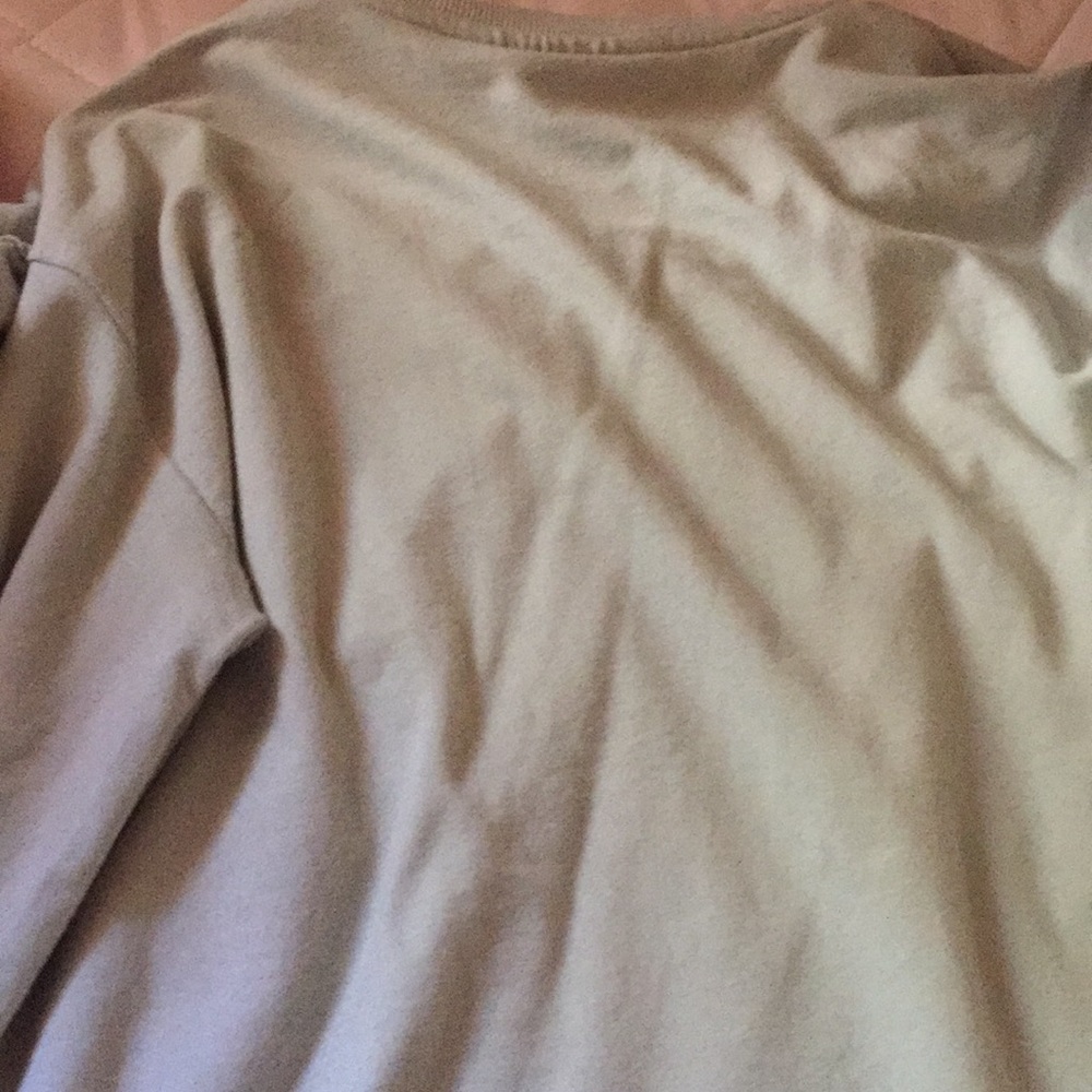 Shirt - Picture 4 of 4